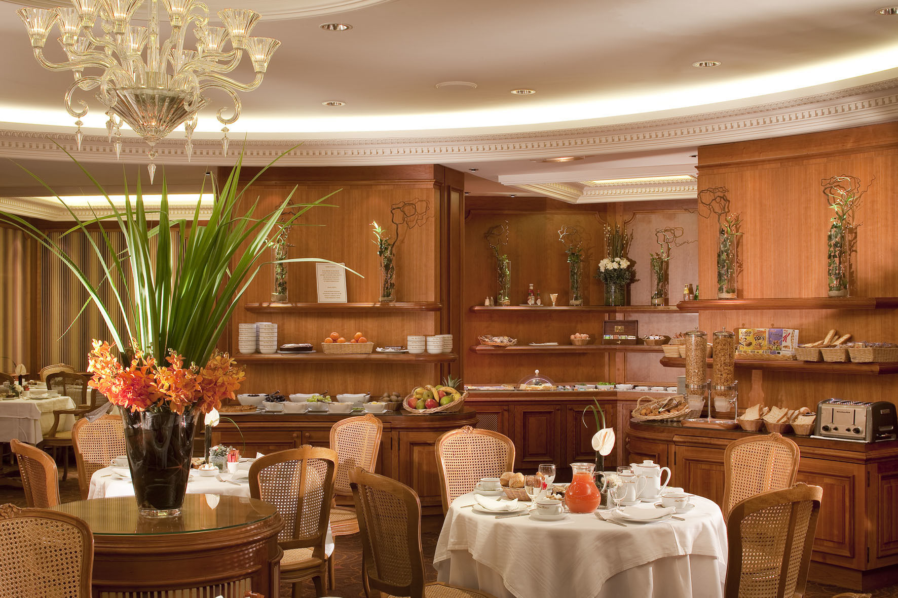 Hotel Chateau Frontenac Paris Restaurant photo